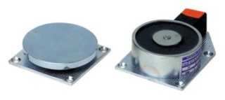 bosch bosch incendio (fmd-gt60) iman retenedor para puertas hasta 60 kg, 24v, para montaje en pared