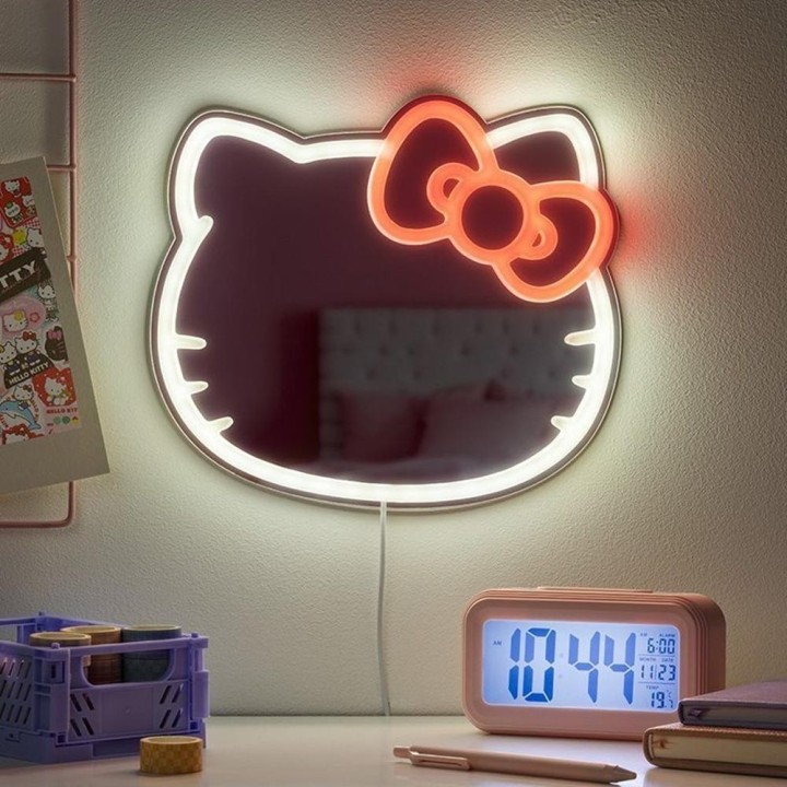paladone espejo de neon led montable en la pared hello kitty