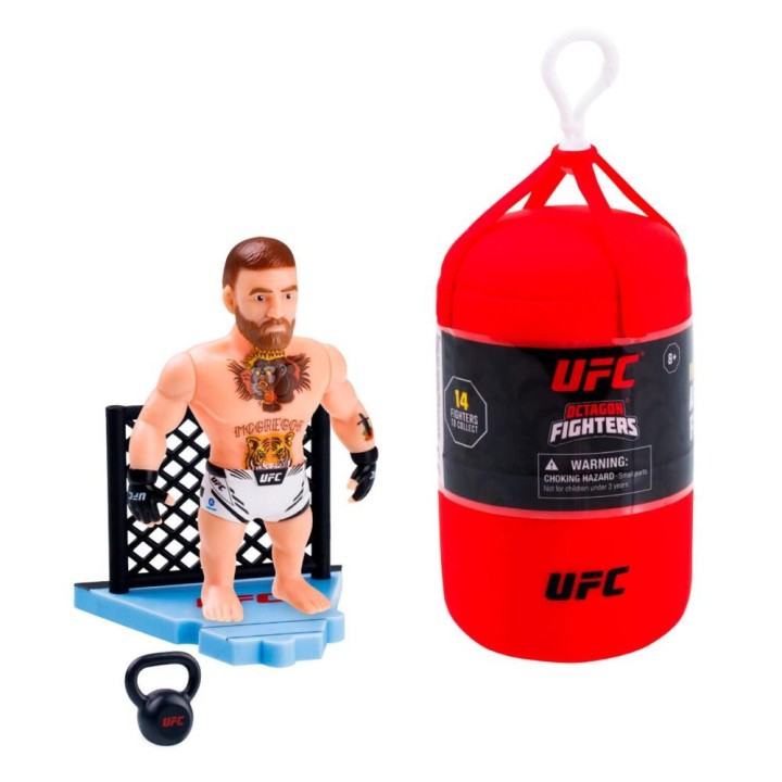 bizak ufc punching bag figura articulada 7 -5 cms + set lucha 1 unidad aleatoria