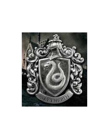 the noble collection escudo de pared the noble collection harry potter casa slytherin resina 20 x 28