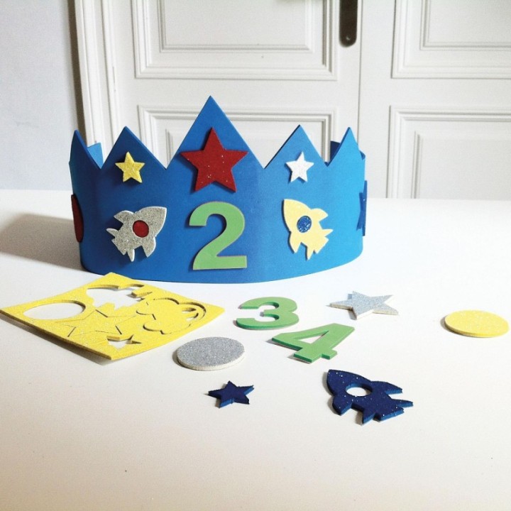 bl. 1 und corona cumpleanos goma eva azul