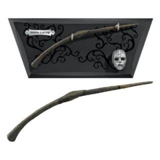 the noble collection replica the noble collection harry potter varita en expositor con mascara bella