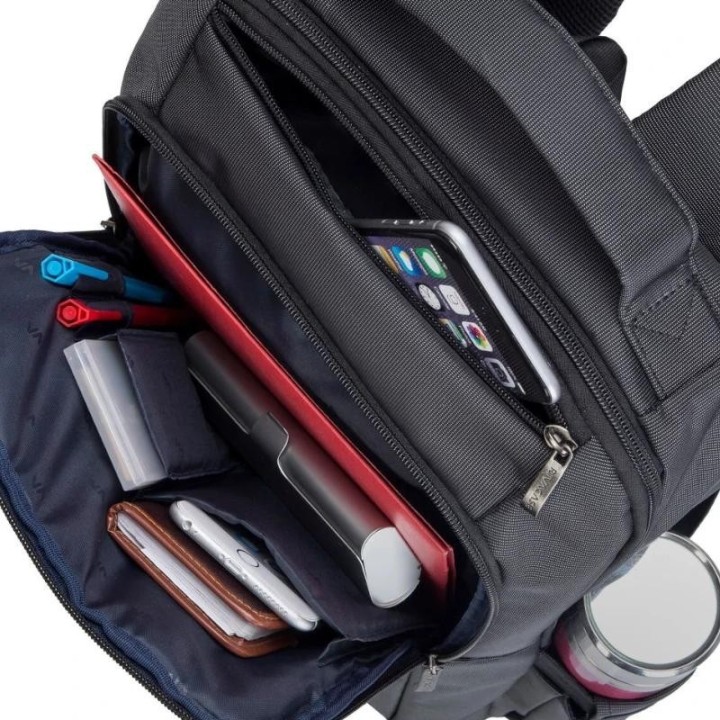 rivacase 8262 mochila central 15.6 negra