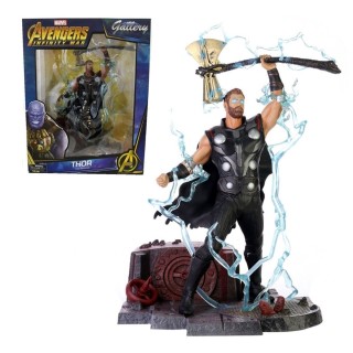 diamond collection figura diamond select toys marvel avengers 3 thor con stormbreaker
