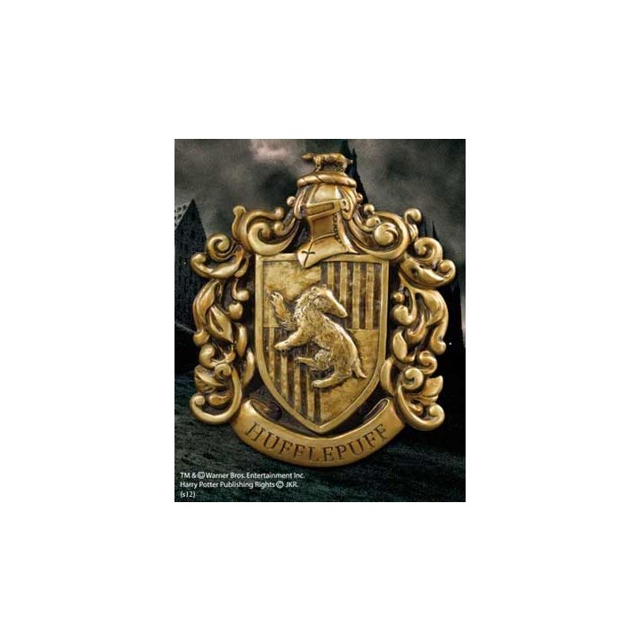 the noble collection escudo de pared the noble collection harry potter casa hufflepuff resina 20 x 2